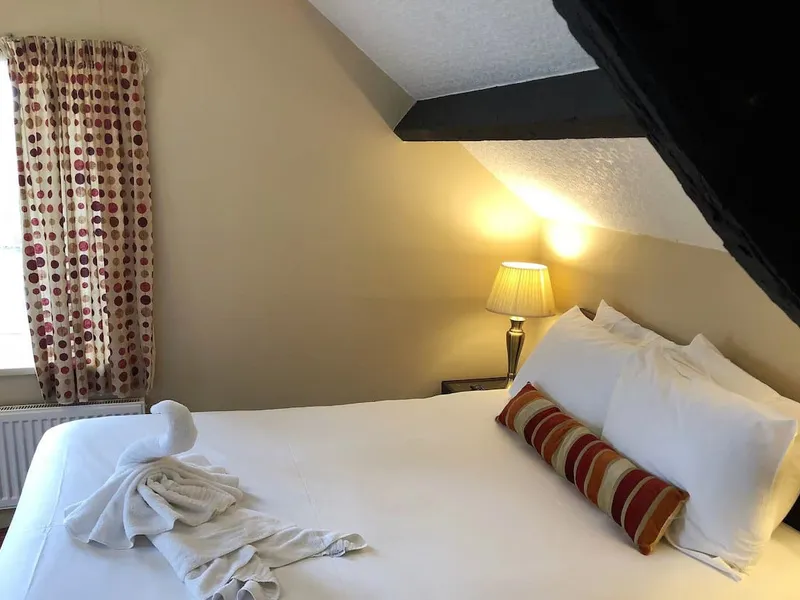 The classic single room at The George at Piercebridge
