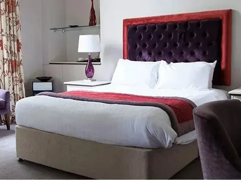 The garden king double room at The Riverside House Hotel
