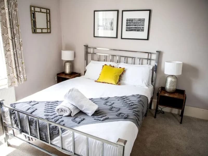 The deluxe king room at the Royal Oak, Hawkhurst